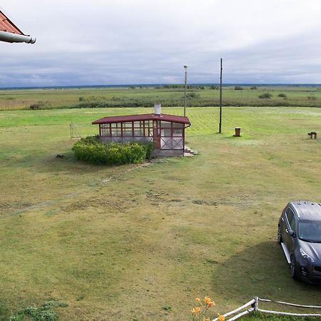 Viesu nams un kempings Papes Čakstes Bagian luar foto